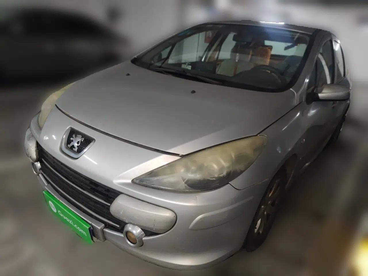 Peugeot 307 2010 Sedan 1.6L Manual Comfort Edition — миниатюра 1