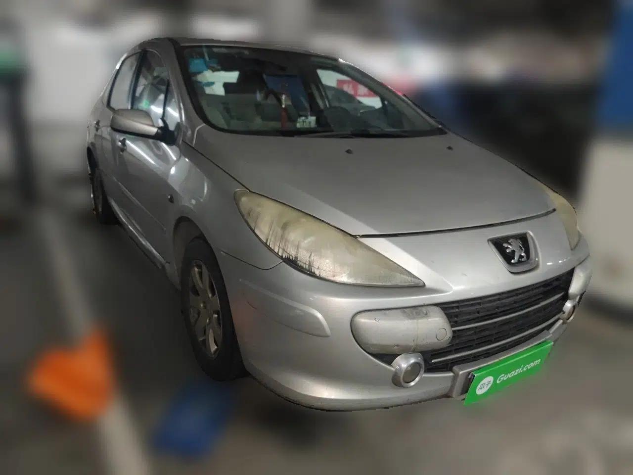 Peugeot 307 2010 Sedan 1.6L Manual Comfort Edition — миниатюра 3