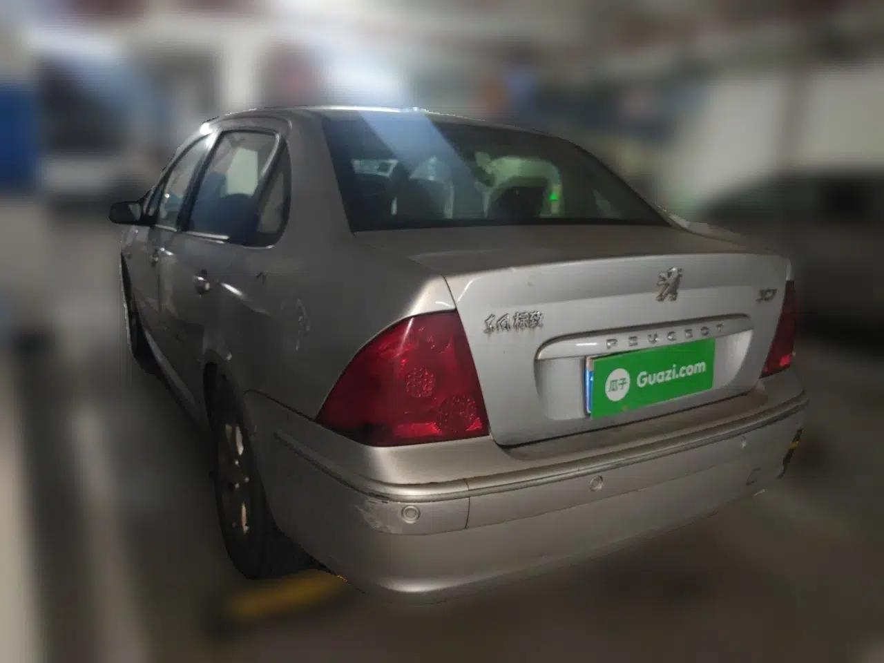 Peugeot 307 2010 Sedan 1.6L Manual Comfort Edition — миниатюра 4