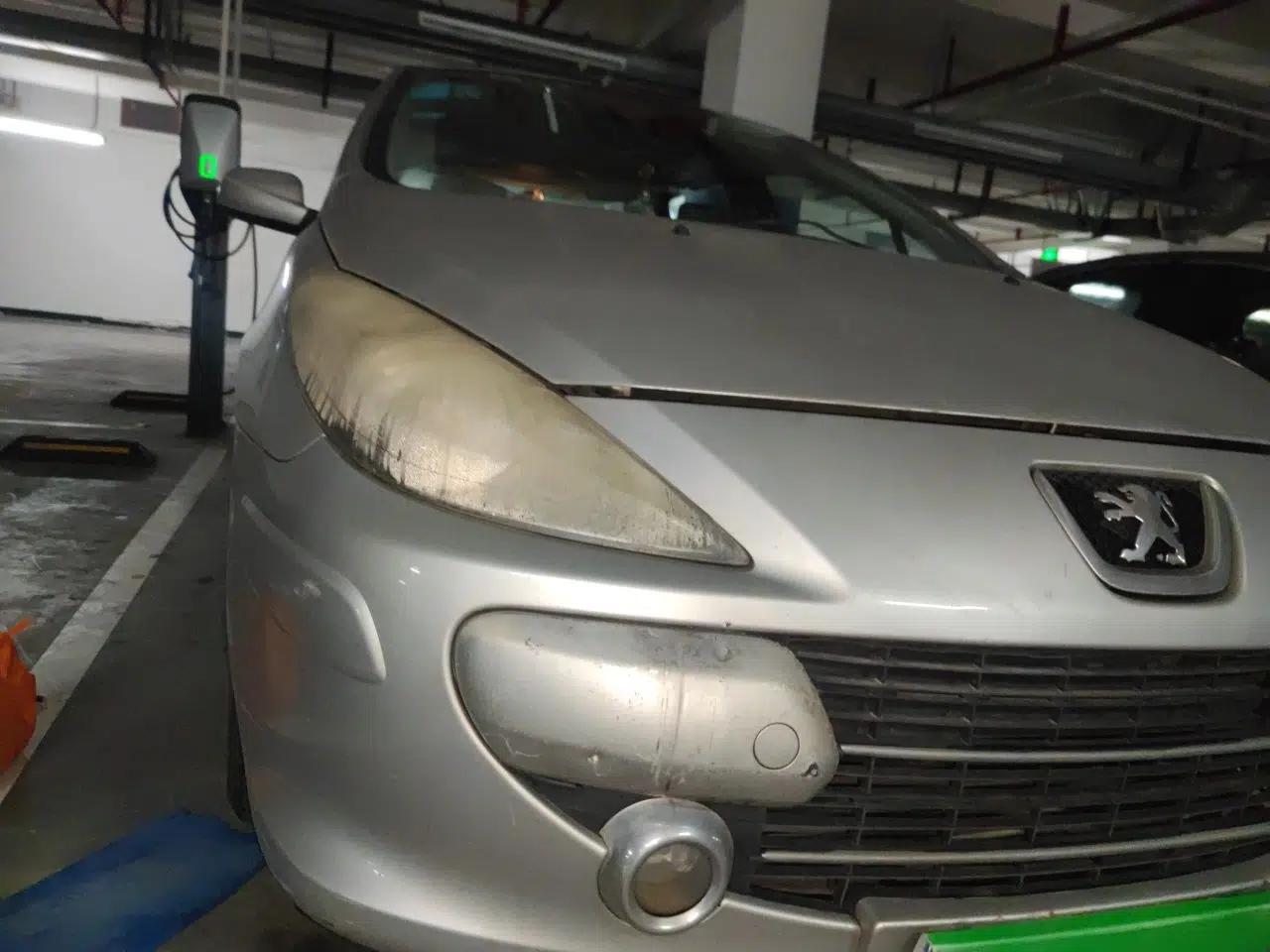 Peugeot 307 2010 Sedan 1.6L Manual Comfort Edition — миниатюра 7