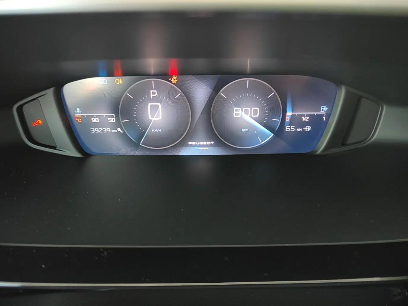 Peugeot 408X 2023 Charm Version — миниатюра 15