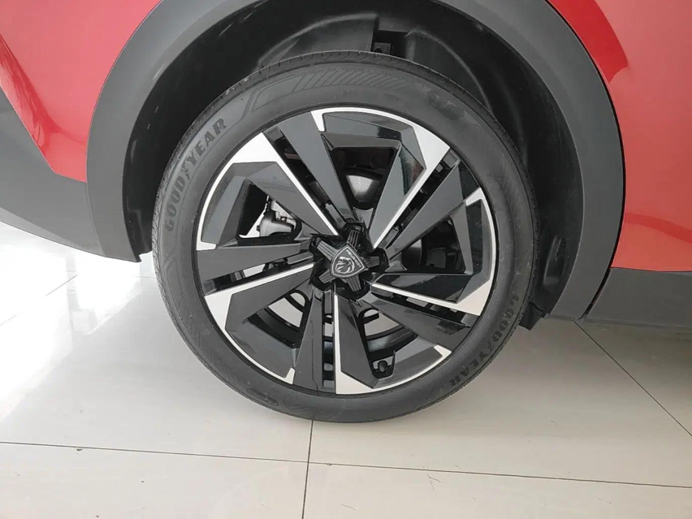 Peugeot 408X 2023 Charm Version — миниатюра 10