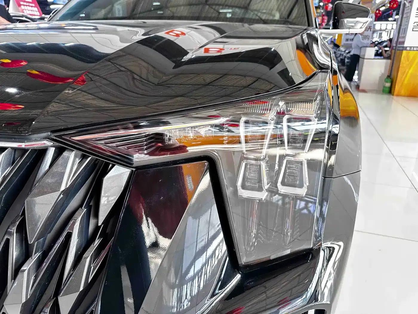 Trumpchi ES9 2024 PHEV 143km Pro+ — миниатюра 18