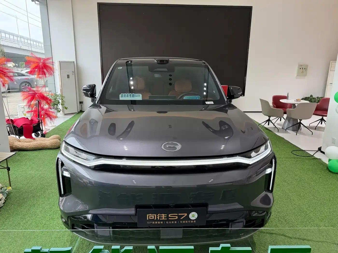 Trumpchi S7 2025 180km/h Ultra AWD LiDAR Edition — миниатюра 2