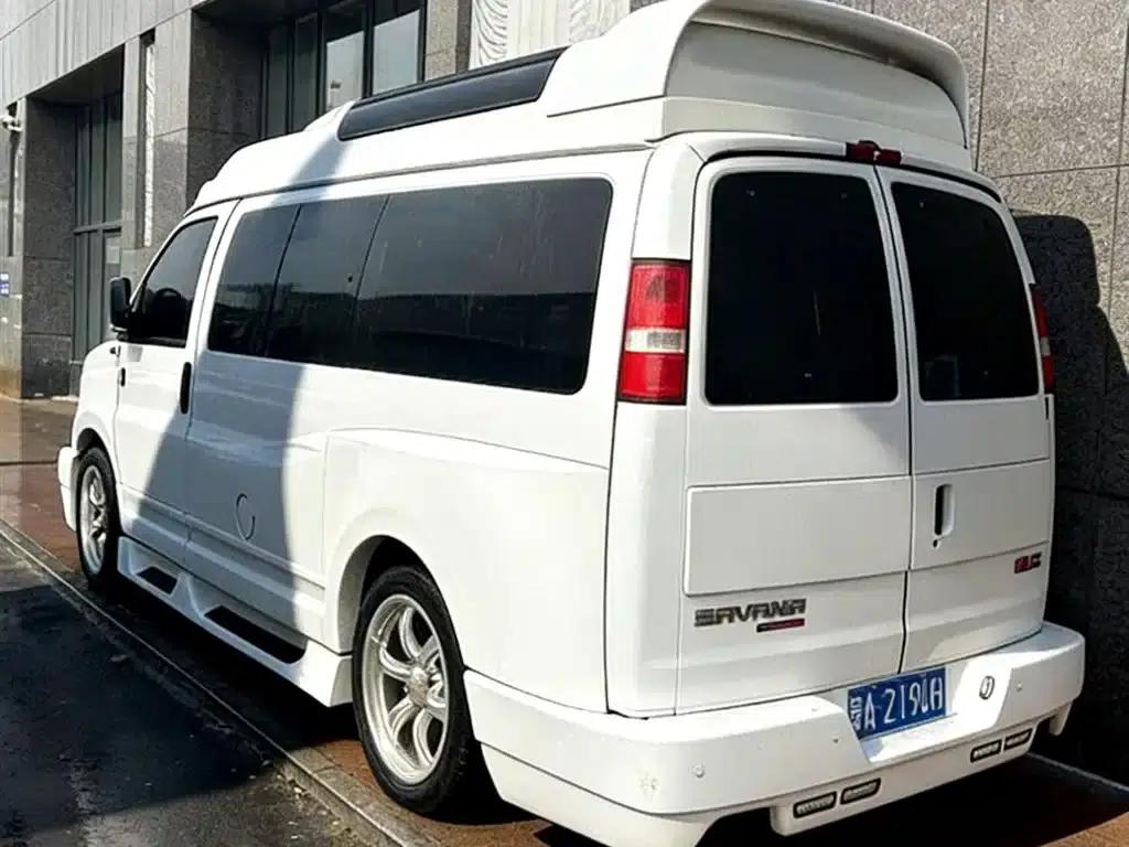 2013 SAVANA 5.3L 1500 Sport Edition — миниатюра 6