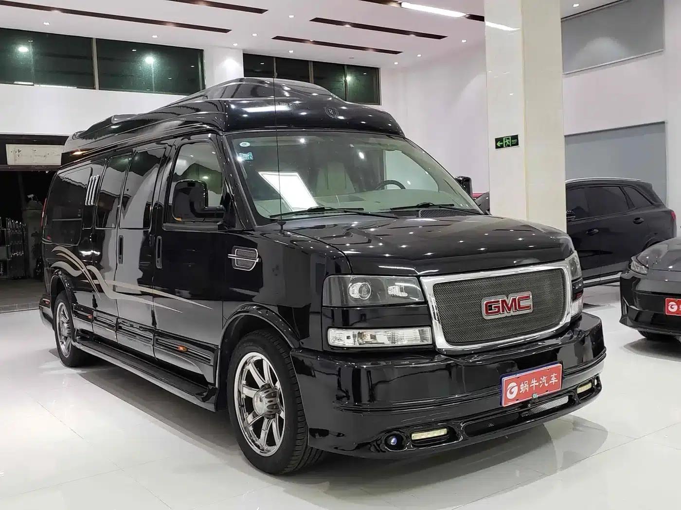 2014 SAVANA 6.0L Long Wheelbase Leader Edition — миниатюра 17