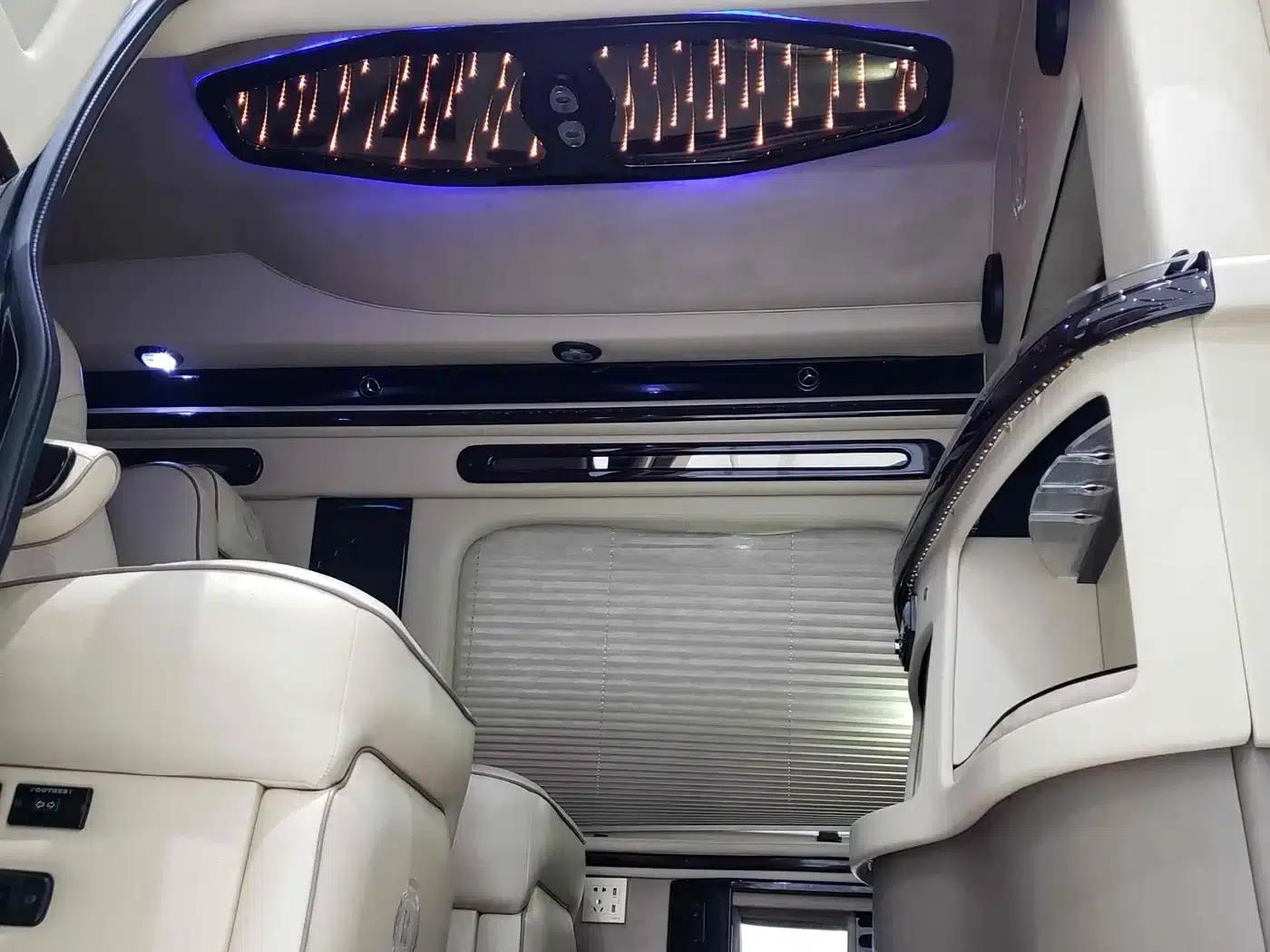 2014 SAVANA 6.0L Long Wheelbase Leader Edition — миниатюра 21