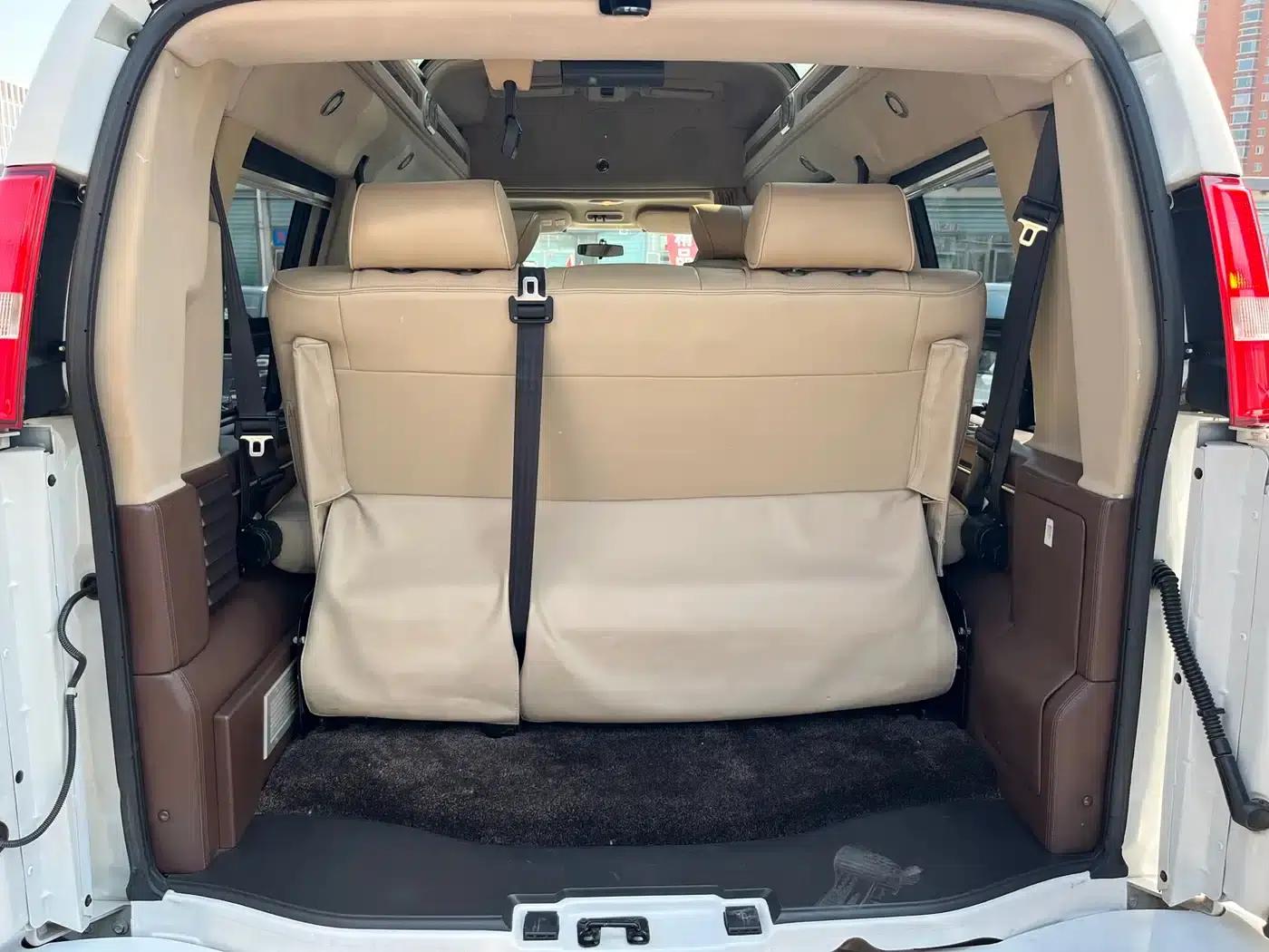 2016 SAVANA 5.3L 1500 2WD Premium Edition — миниатюра 21