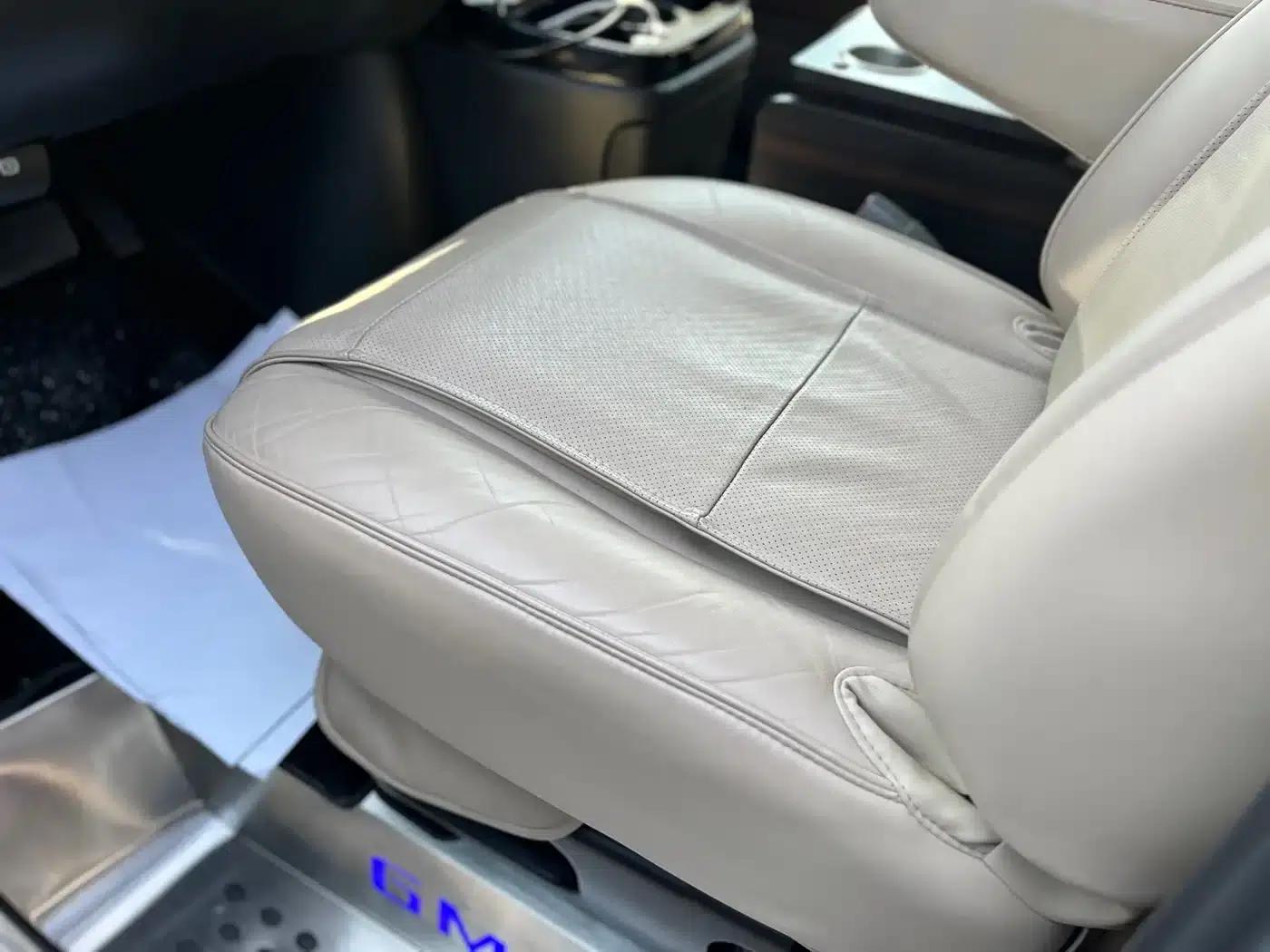2016 SAVANA 5.3L 1500 2WD Premium Edition — миниатюра 8