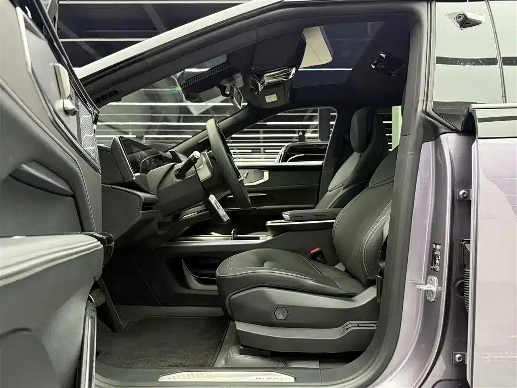 HiPhi Y 2023 560km Pioneer Edition — миниатюра 12