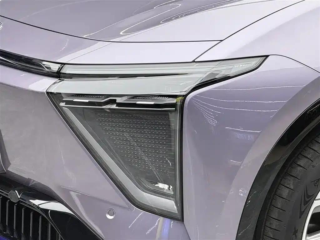 HiPhi Y 2023 560km Pioneer Edition — миниатюра 5