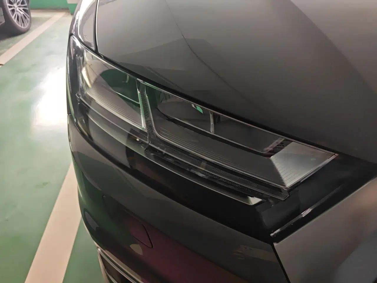 Audi Q7 New Energy 2019 55 e-tron — миниатюра 7