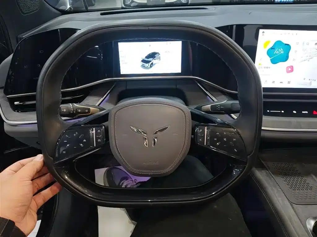 Hongqi Tiangong 08 2025 680 Ultra 4WD Edition — миниатюра 11