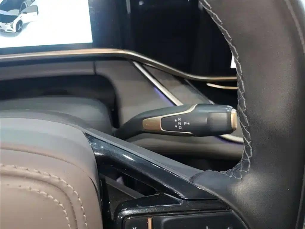 Hongqi Tiangong 08 2025 680 Ultra 4WD Edition — миниатюра 14