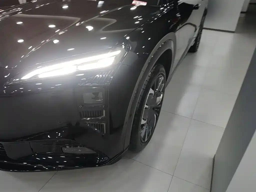 Hongqi Tiangong 08 2025 680 Ultra 4WD Edition — миниатюра 24