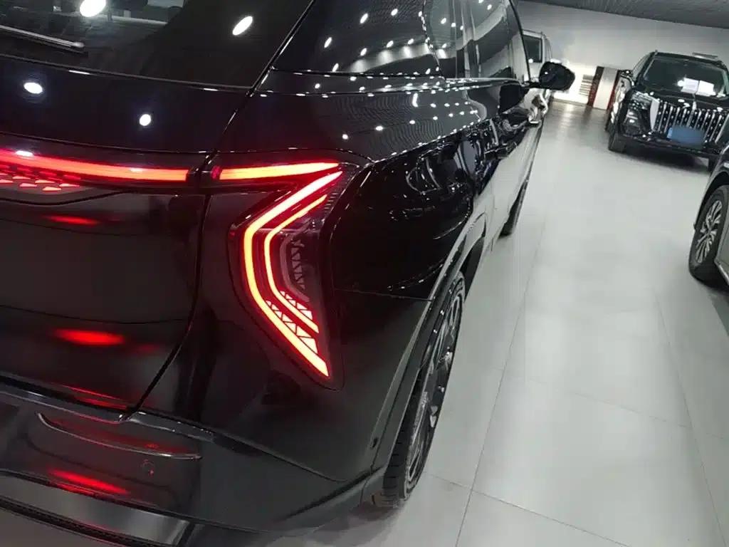 Hongqi Tiangong 08 2025 680 Ultra 4WD Edition — миниатюра 8