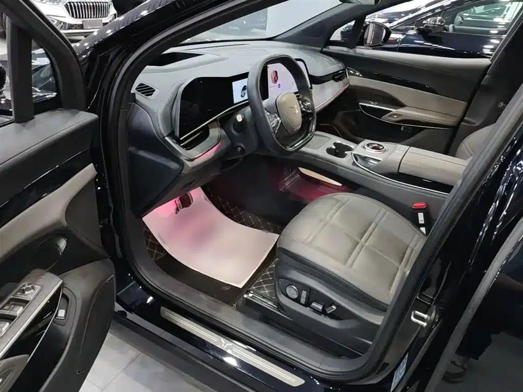 Hongqi Tiangong 08 2025 680 Ultra 4WD Edition — миниатюра 16