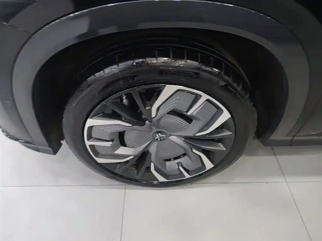 Hongqi Tiangong 08 2025 680 Ultra 4WD Edition — миниатюра 23