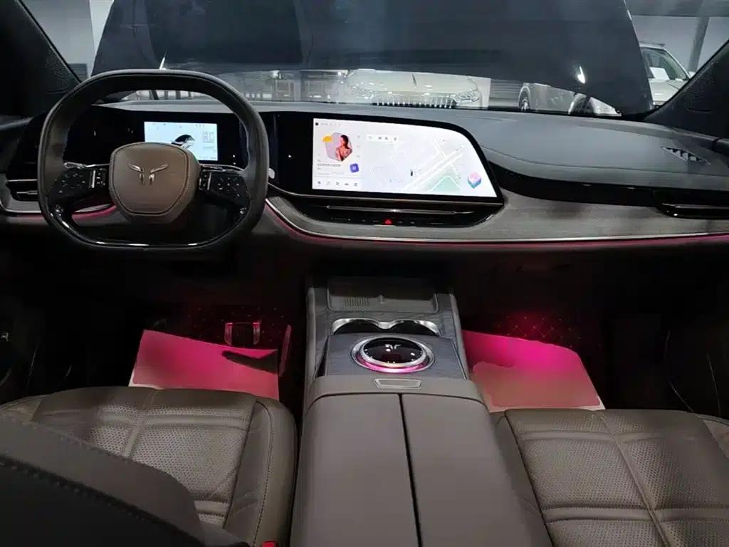 Hongqi Tiangong 08 2025 680 Ultra 4WD Edition — миниатюра 10