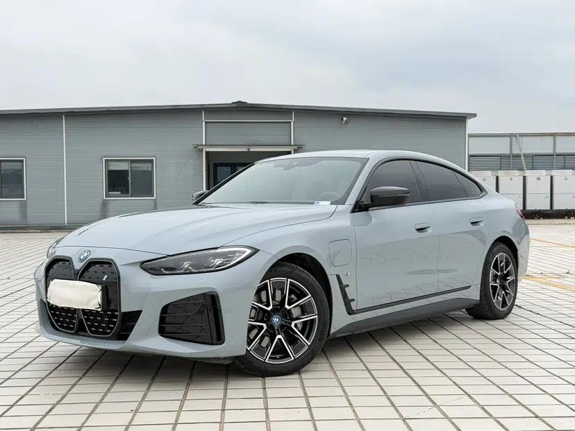 BMW i4 2023 eDrive40 — миниатюра 1