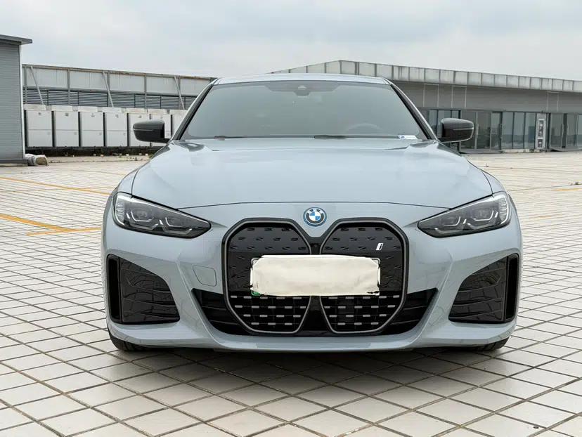 BMW i4 2023 eDrive40 — миниатюра 3