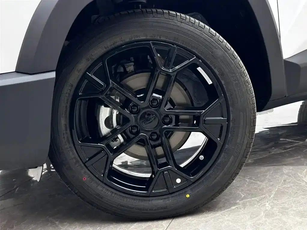 Geely Cowboy 2025 1.5TD Wild Edition — миниатюра 18