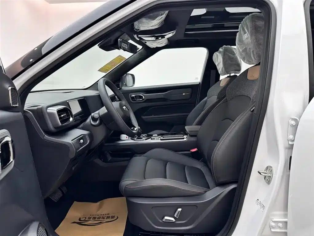 Geely Cowboy 2025 1.5TD Wild Edition — миниатюра 8