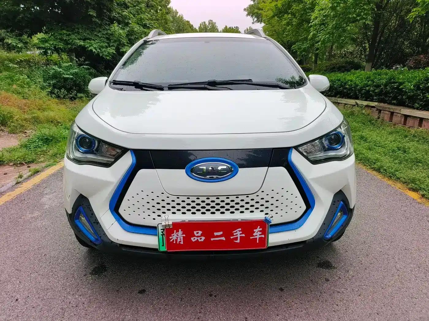 JAC iEV6E 2018 Upgraded Version iEV6E Luxury Intelligent Edition — миниатюра 1
