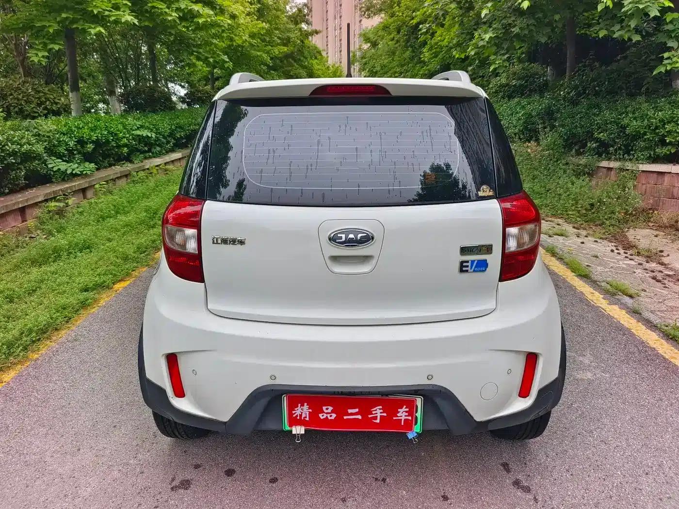 JAC iEV6E 2018 Upgraded Version iEV6E Luxury Intelligent Edition — миниатюра 7