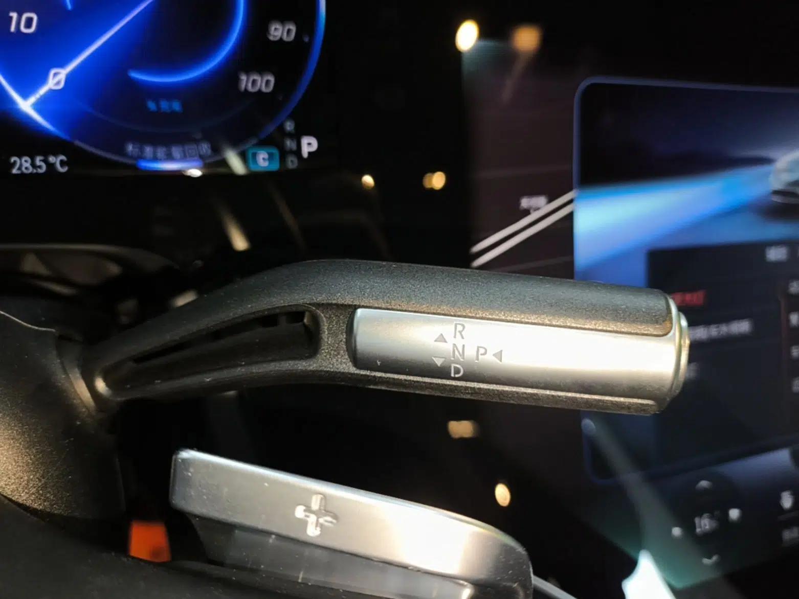 Mercedes-Benz EQS 2022 Updated Version 450+ Pioneer Edition — миниатюра 17