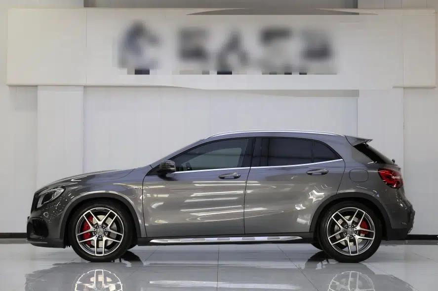 Mercedes-Benz GLA AMG 2017 Facelifted AMG GLA 45 4MATIC — миниатюра 3