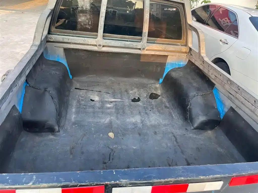 Baodian 2018 Model 2.9T New Value Two-Wheel Drive Diesel Luxury Standard Cargo Box JX4D30B5L — миниатюра 6