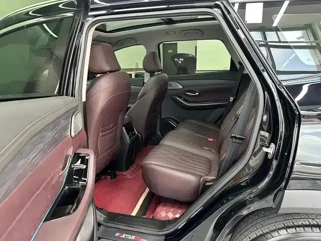 Jetour X90 PRO 2024 1.6T DCT Luxury Edition 7-seater — миниатюра 14
