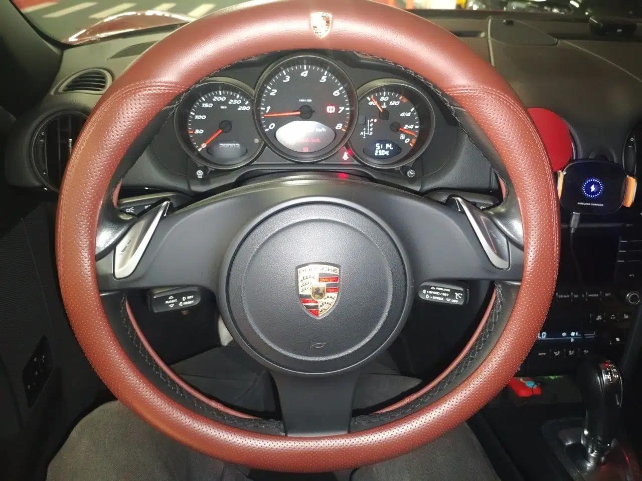 Porsche Cayman 2012 Cayman Black Edition 2.9L — миниатюра 11