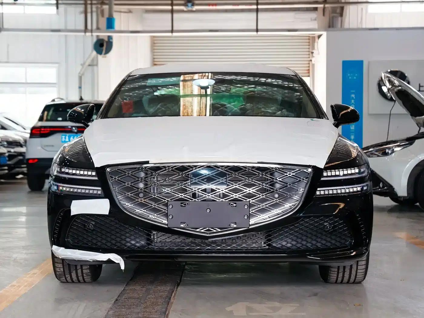 Genesis G80 2026 2.5T Rear-Wheel Drive Luxury Edition — миниатюра 2