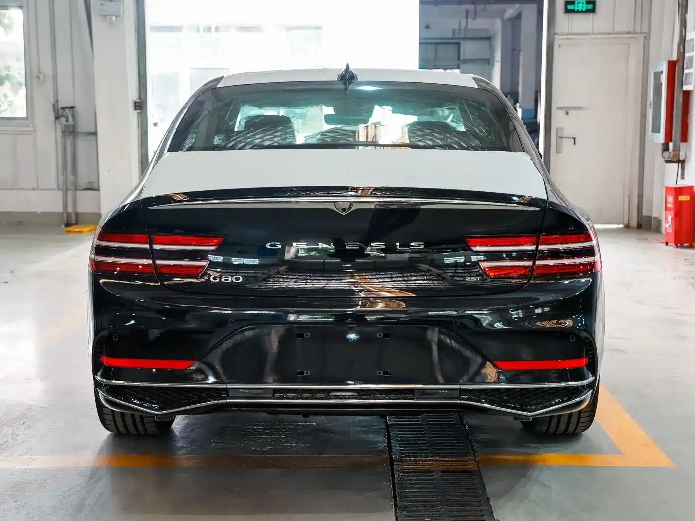 Genesis G80 2026 2.5T Rear-Wheel Drive Luxury Edition — миниатюра 4