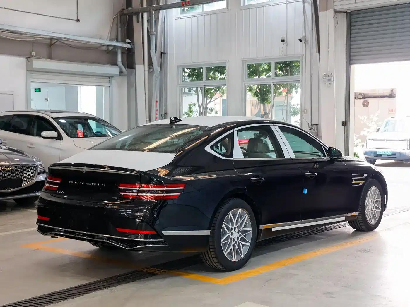 Genesis G80 2026 2.5T Rear-Wheel Drive Luxury Edition — миниатюра 5