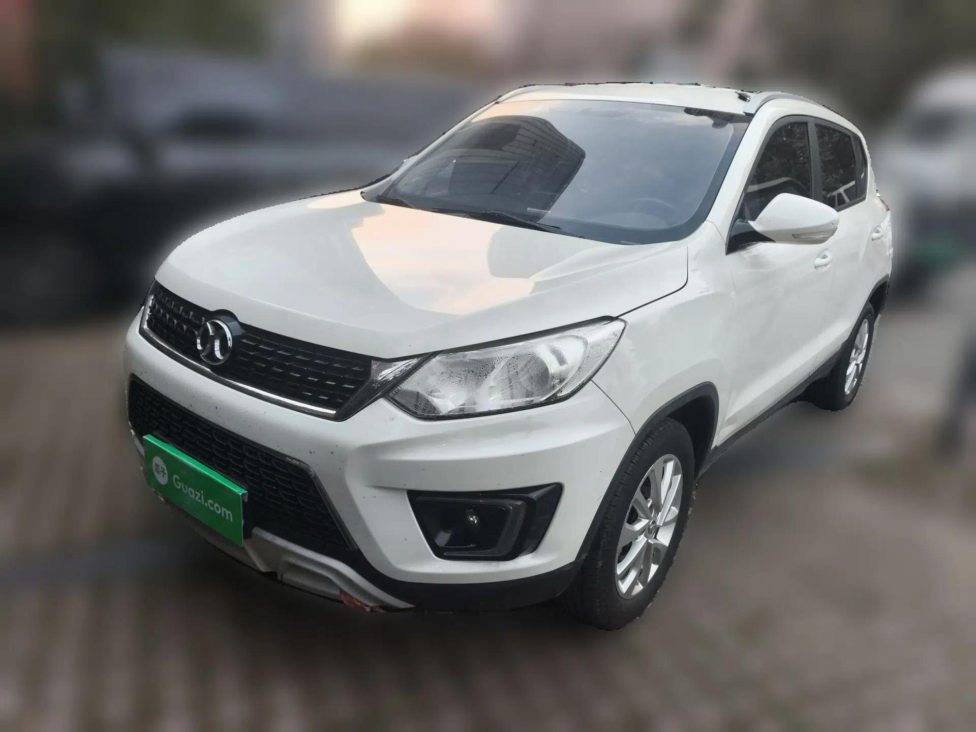 BAIC Senova X35 2016 1.5L Manual Elite Edition — миниатюра 1