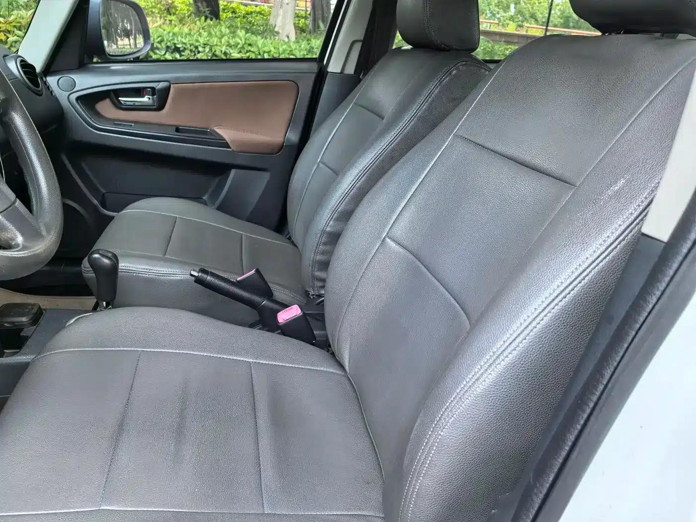 SX4 2013 1.6L Automatic Cool Edition — миниатюра 4