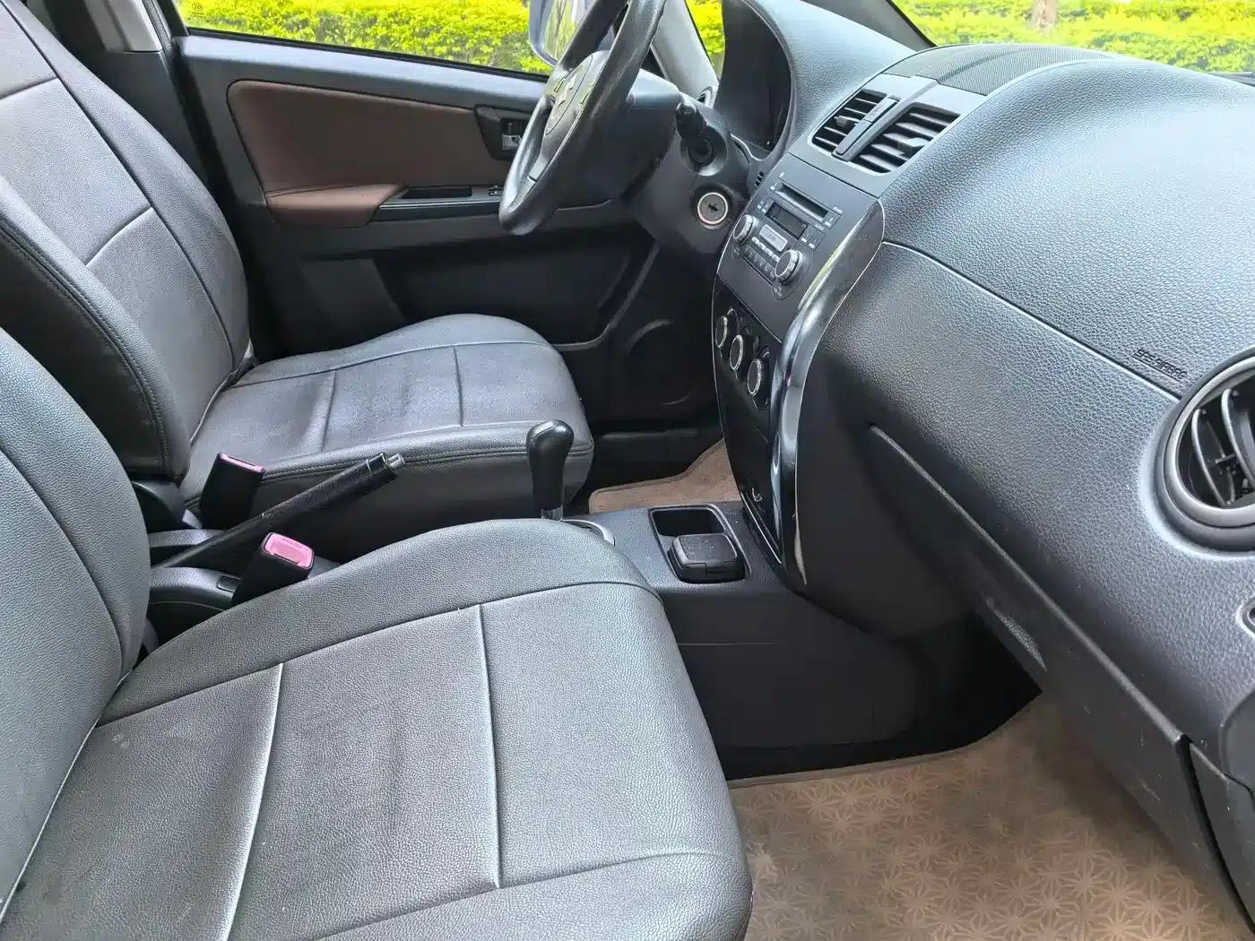 SX4 2013 1.6L Automatic Cool Edition — миниатюра 7