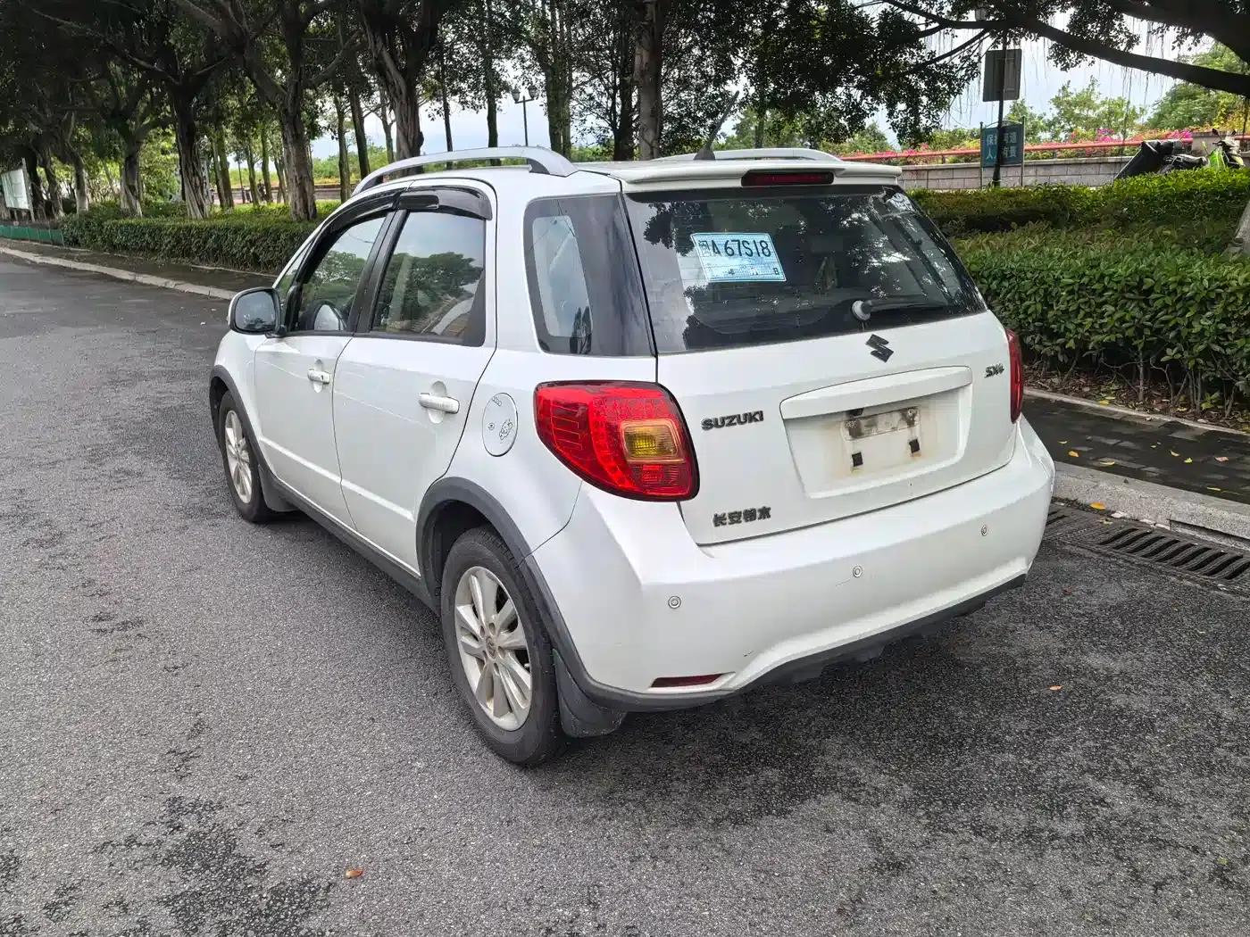 SX4 2013 1.6L Automatic Cool Edition — миниатюра 10