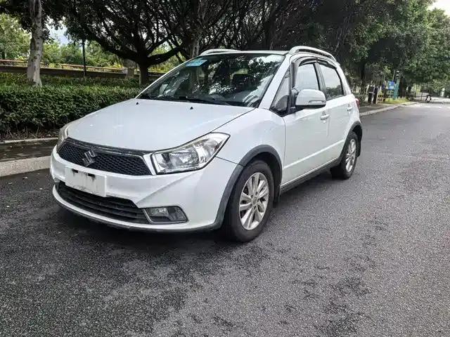 SX4 2013 1.6L Automatic Cool Edition
