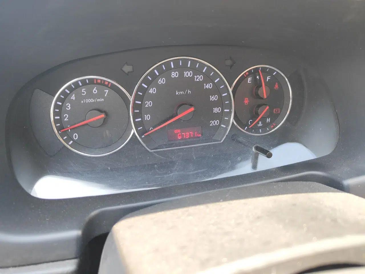 CHANGAN Alsvin V3 2012 1.3L Manual Comfort Version China IV Standard — миниатюра 13