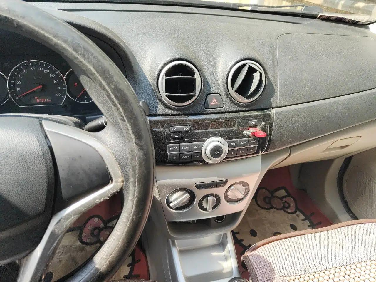CHANGAN Alsvin V3 2012 1.3L Manual Comfort Version China IV Standard — миниатюра 14