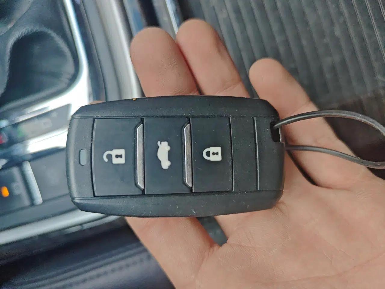 CHANGAN Raeton 2014 1.8T Automatic Prestige Anniversary Edition China V Standard — миниатюра 9