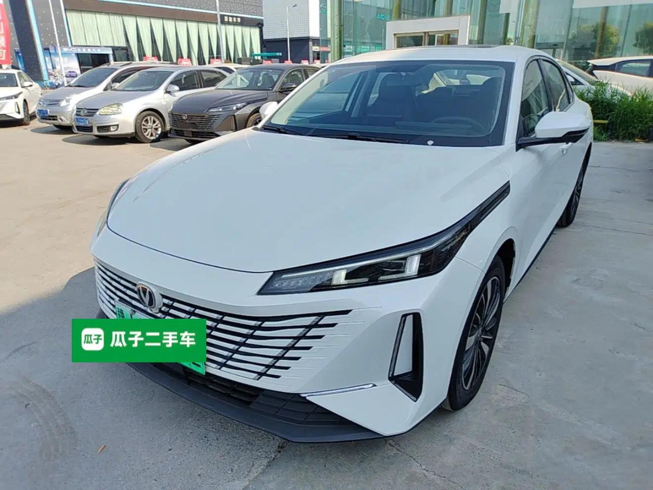 CHANGAN Eado PHEV 2025 Smart New Blue Whale 145KM Battleship Edition — миниатюра 1