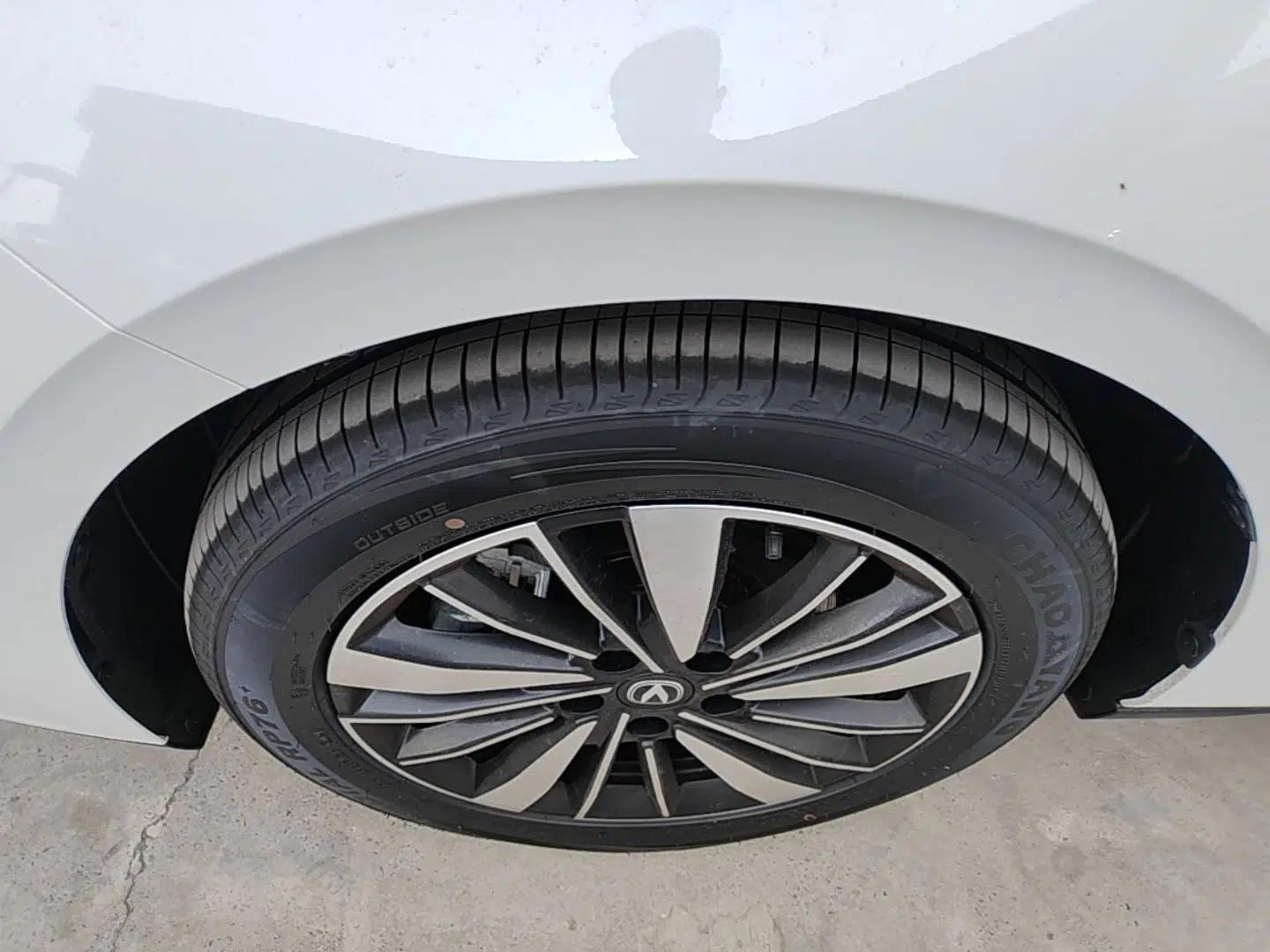 CHANGAN Eado PHEV 2025 Smart New Blue Whale 145KM Battleship Edition — миниатюра 8