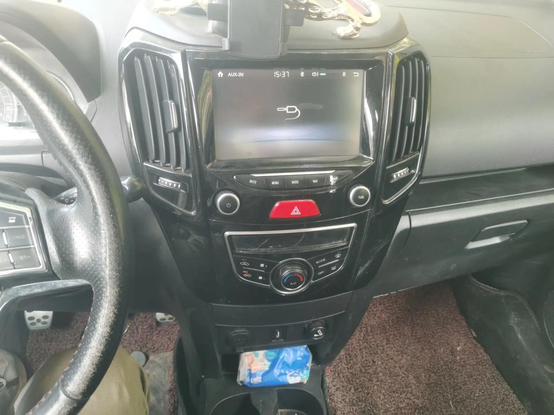 Great Wall M4 2014 1.5L Manual Luxury Model — миниатюра 14