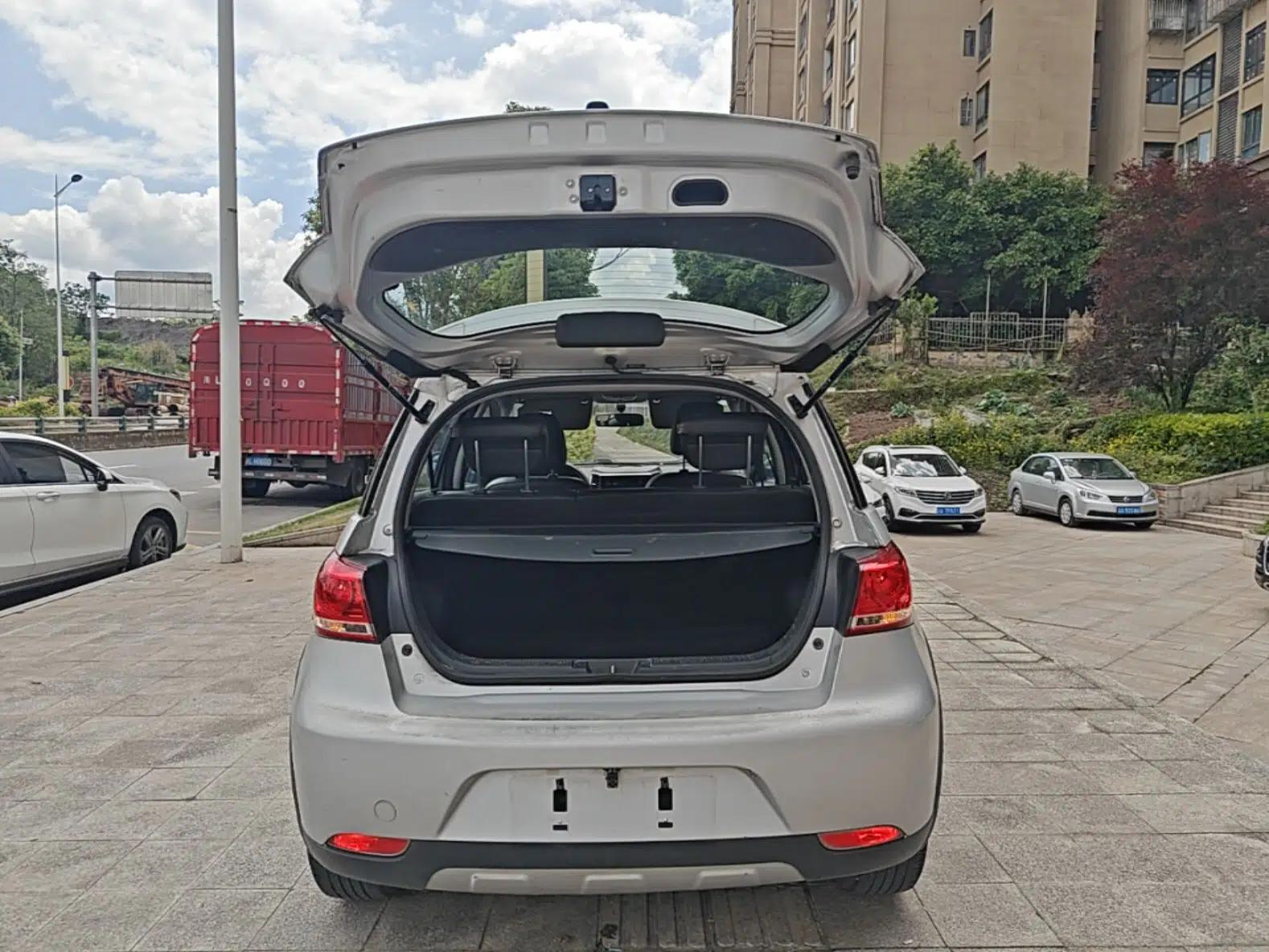 Great Wall M4 2012 1.5L Manual Comfort Version — миниатюра 22