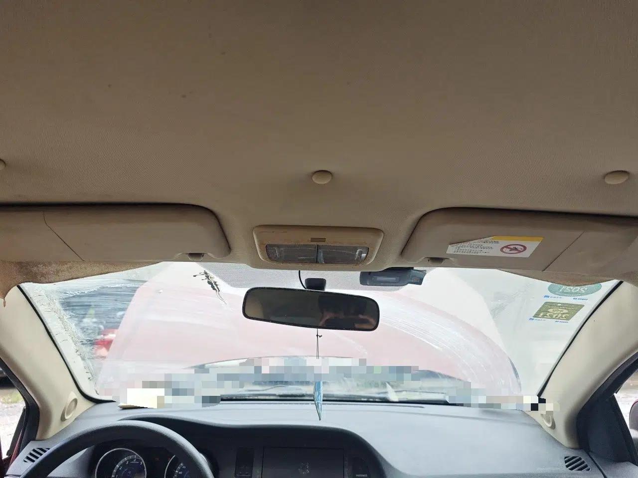 Great Wall C30 2013 1.5L Manual Luxury Model — миниатюра 19